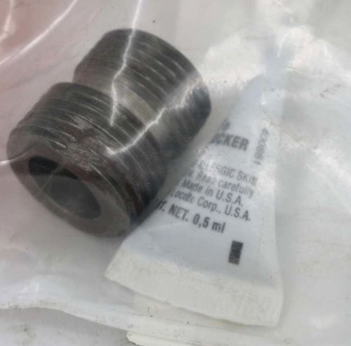 BOBCAT ADAPTOR FILTER HEAD