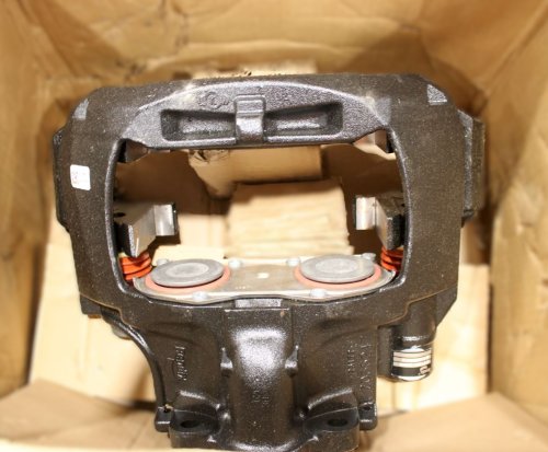 BENDIX AIR DISC BRAKE CALIPER