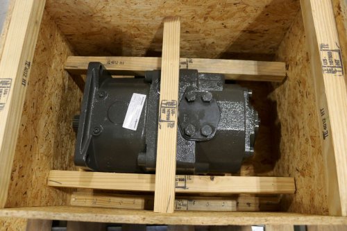 SENNEBOGEN VARIABLE DISPLACEMENT PUMP