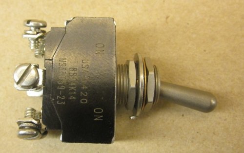 CUTLER HAMMER 20A  2POLE ON-NONE-ON LEVER SWITCH