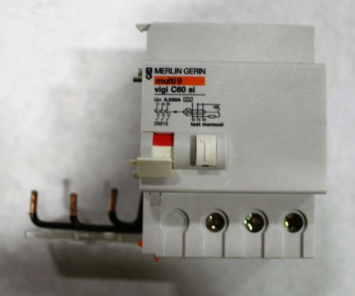 SCHNEIDER ELECTRIC - SQUARE D/MODICON/MERLIN GERIN RESIDUAL CURRENT DEVICE